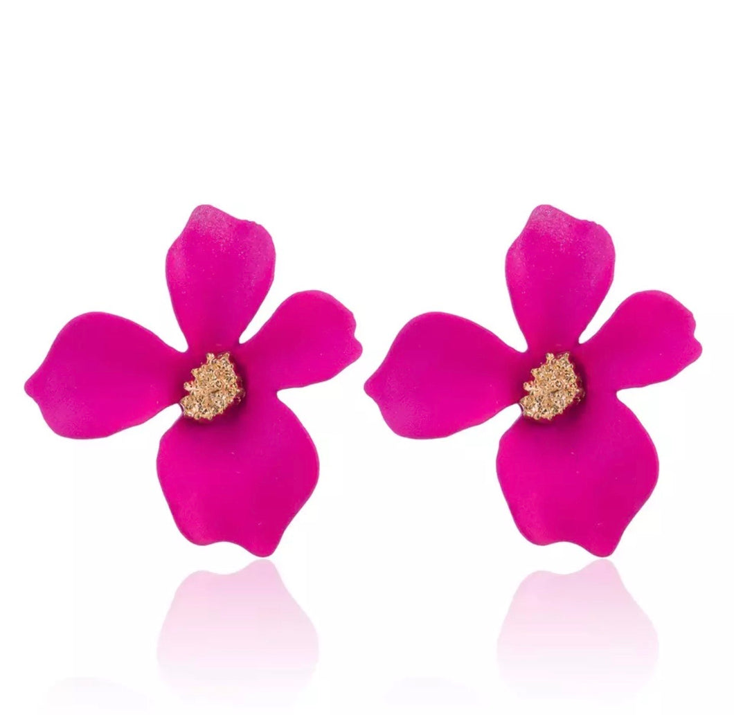 Floral stud earrings (Fuchsia)